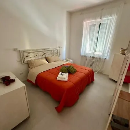 Birimari House شقة أريتسو