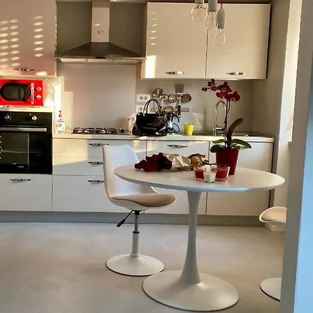 Apartment Birimari House *